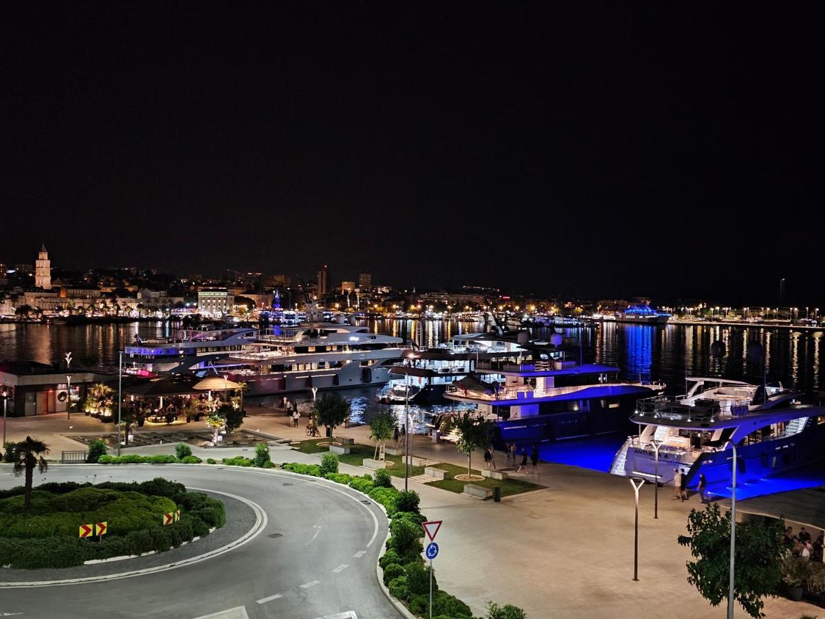 Sun And Sea Deluxe Apartments سبليت المظهر الخارجي الصورة